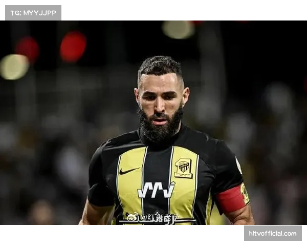 吉达联合1比1平费哈,本泽马点球憾失绝杀机会 吉达联合1比1平费哈,本泽马点球憾失绝杀机会